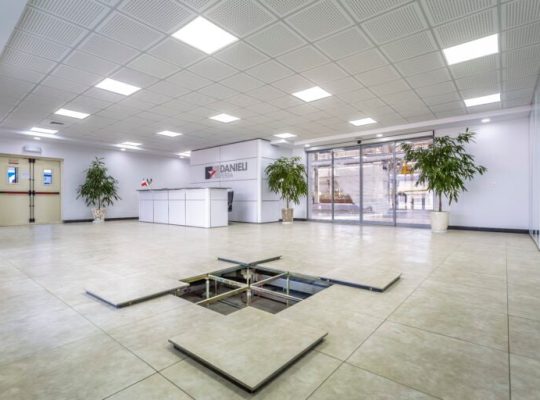 صنعتی و قالبسازی اسپارک ماشین تول