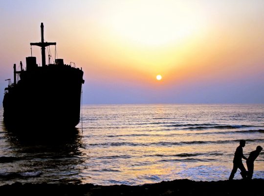 تقویم نمایشگاه های کیش