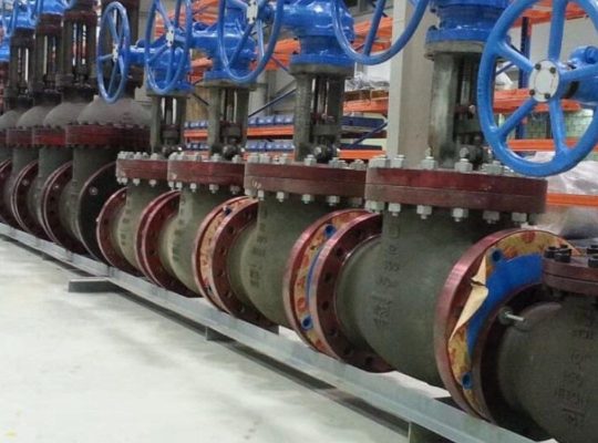 تامین تجهیزات نفت آزادگان